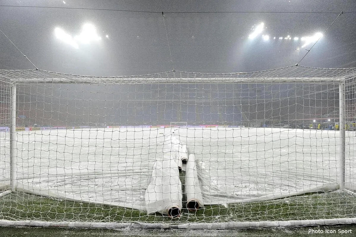 des marteaux piqueurs ou un magicien pour faire jouer evian tg om iconsport ipp 010212 01 0630946