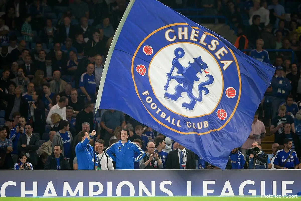 des supporters de chelsea interdisent les noirs dans le metro iconsport bpi 170914 01 120104561
