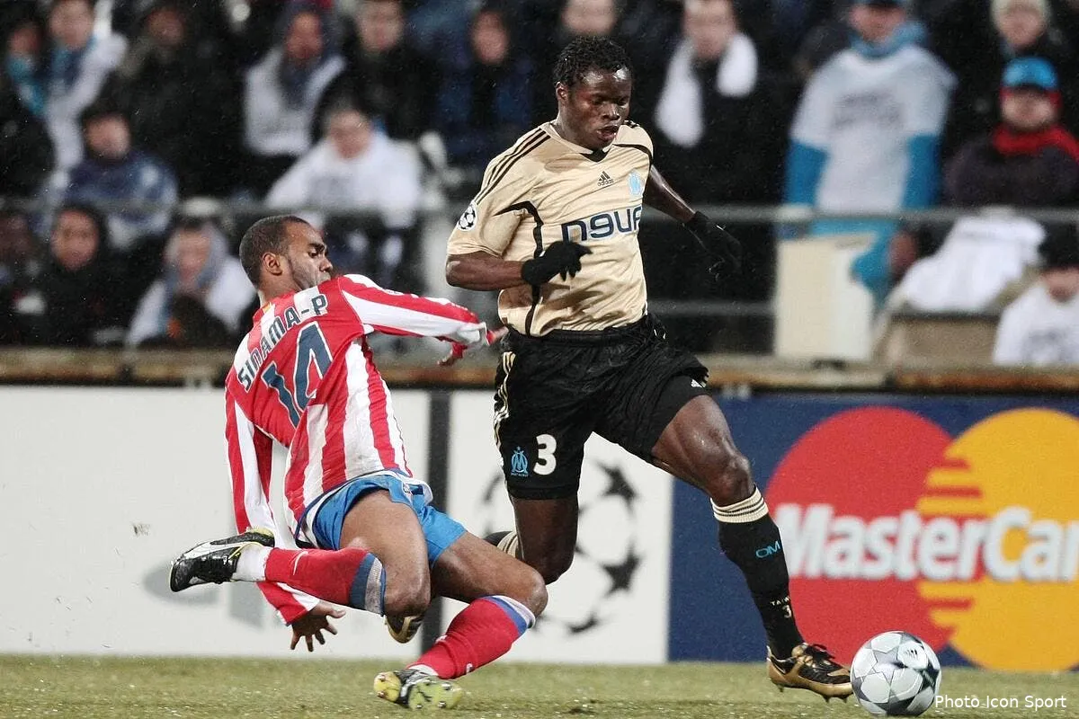 deschamps a empeche taiwo de filer a l atletico iconsport repp091208 01 0419767