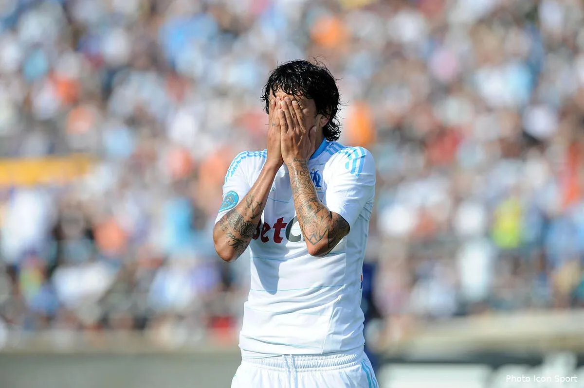 deschamps commence a trouver le temps long avec lucho iconsport jpt 010511 41 5122353