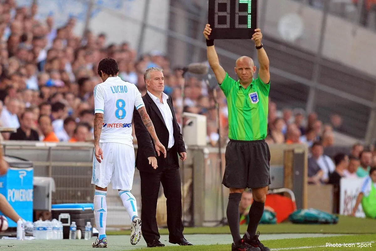 deschamps defend lucho bec et ongles a l om iconsport blo 021011 401 4026514