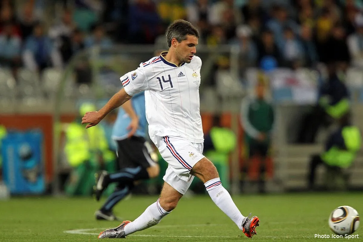 deschamps ne ferme pas la porte bleue a toulalan iconsport ppg 110610 33 2248879