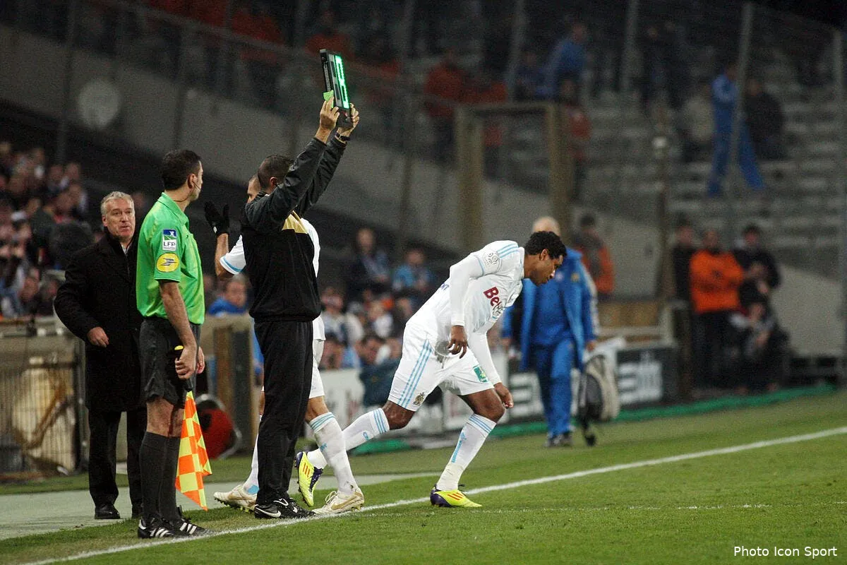 deschamps ne se sent pas l ame d un juge avec brandao iconsport guy 150112 99 1530014