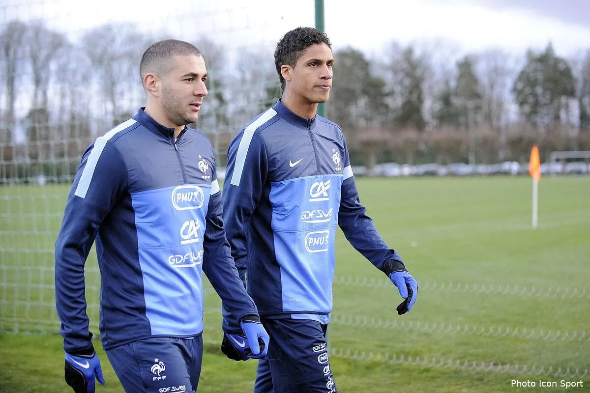 deschamps pense a un 4 4 2 avec varane face a la georgie iconsport noe 180313 22 1552685