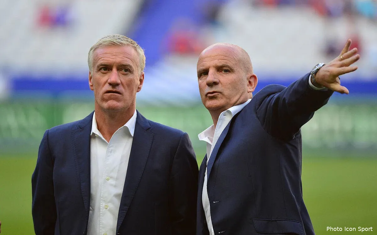 deschamps tire ses joueurs par les cheveux et s enerve iconsport win 070615 08 67113327