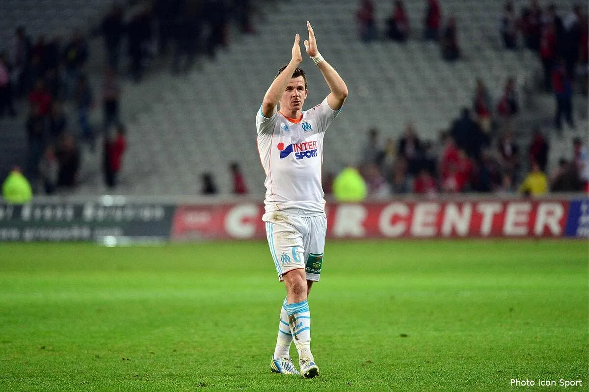 deux matches avec sursis pour barton et son compte twitter iconsport win 140413 05 41 156429