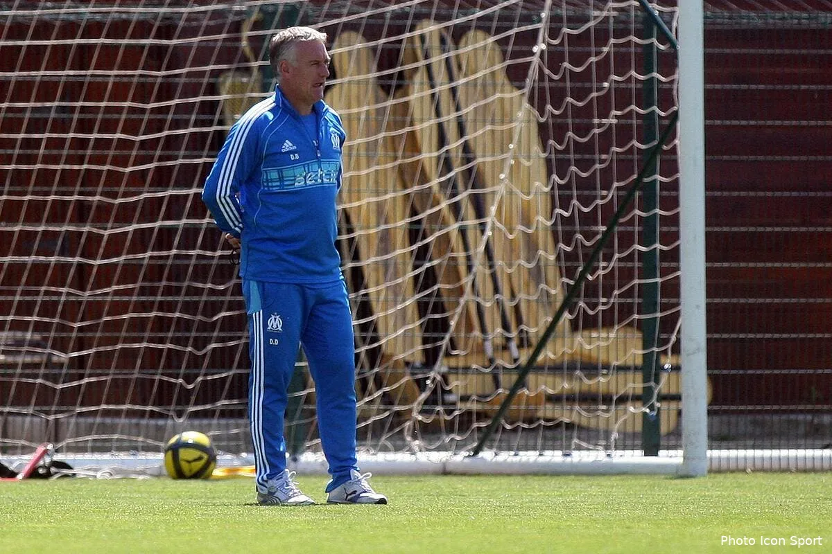 didier deschamps discute avec la roma iconsport guy 060511 77 0419842