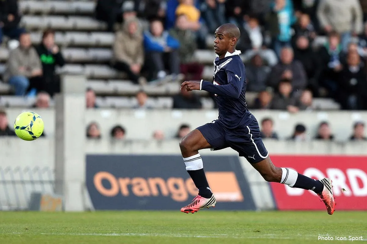 diego rolan marche sur les traces d andre a bordeaux iconsport blo 270413 506 3356003