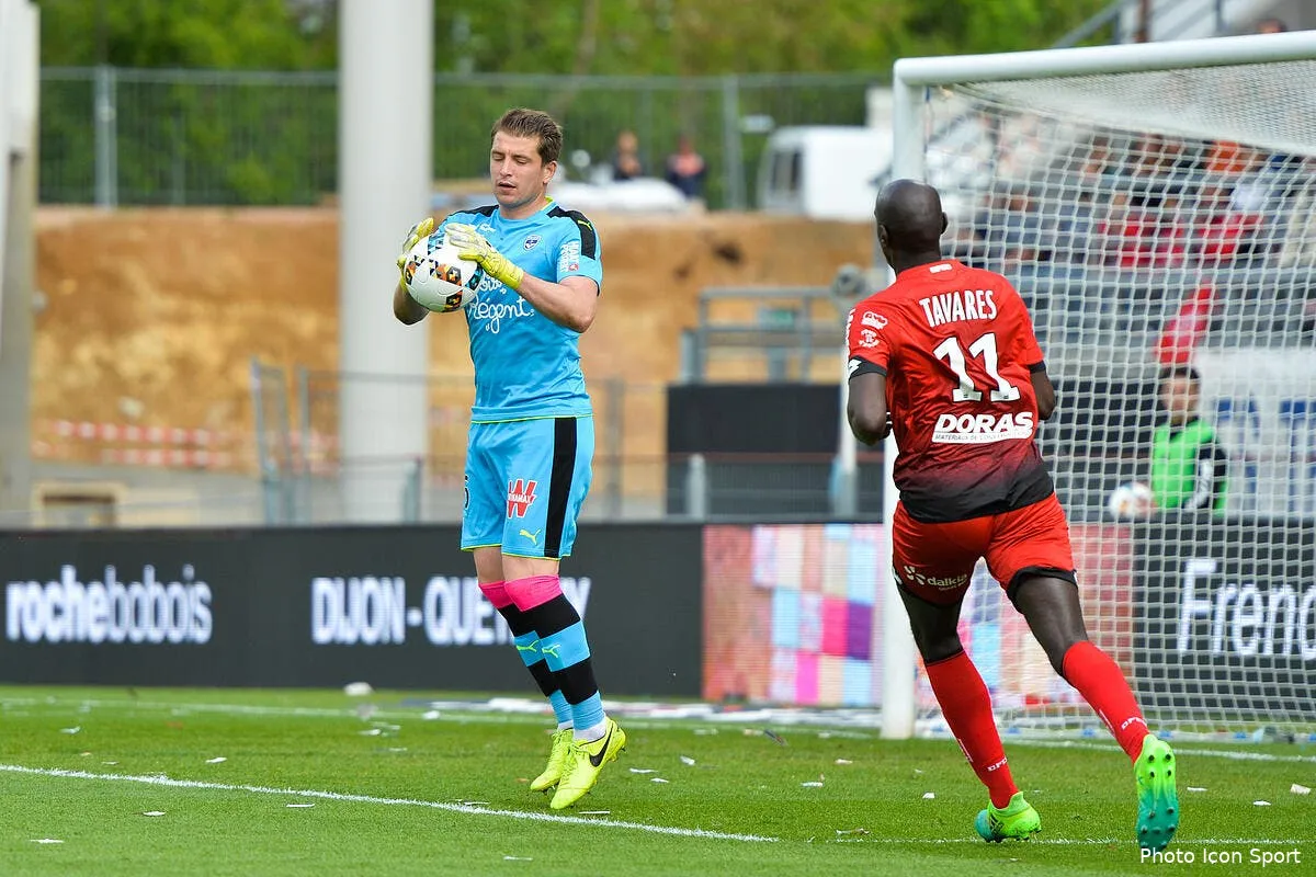 dijon cedric carrasso a ecoeure dall oglio iconsport poy 300417 01 08178502