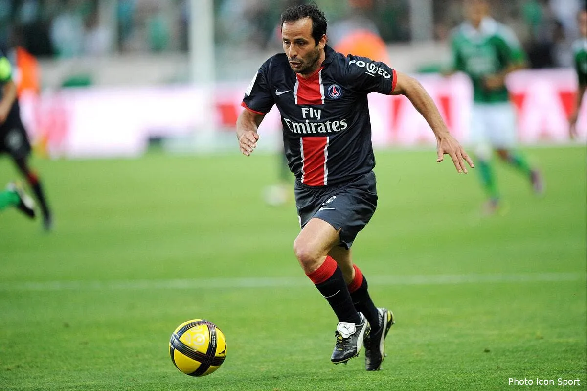 diouf dit non a l om et giuly file au psg iconsport jpt 290511 06 2369701