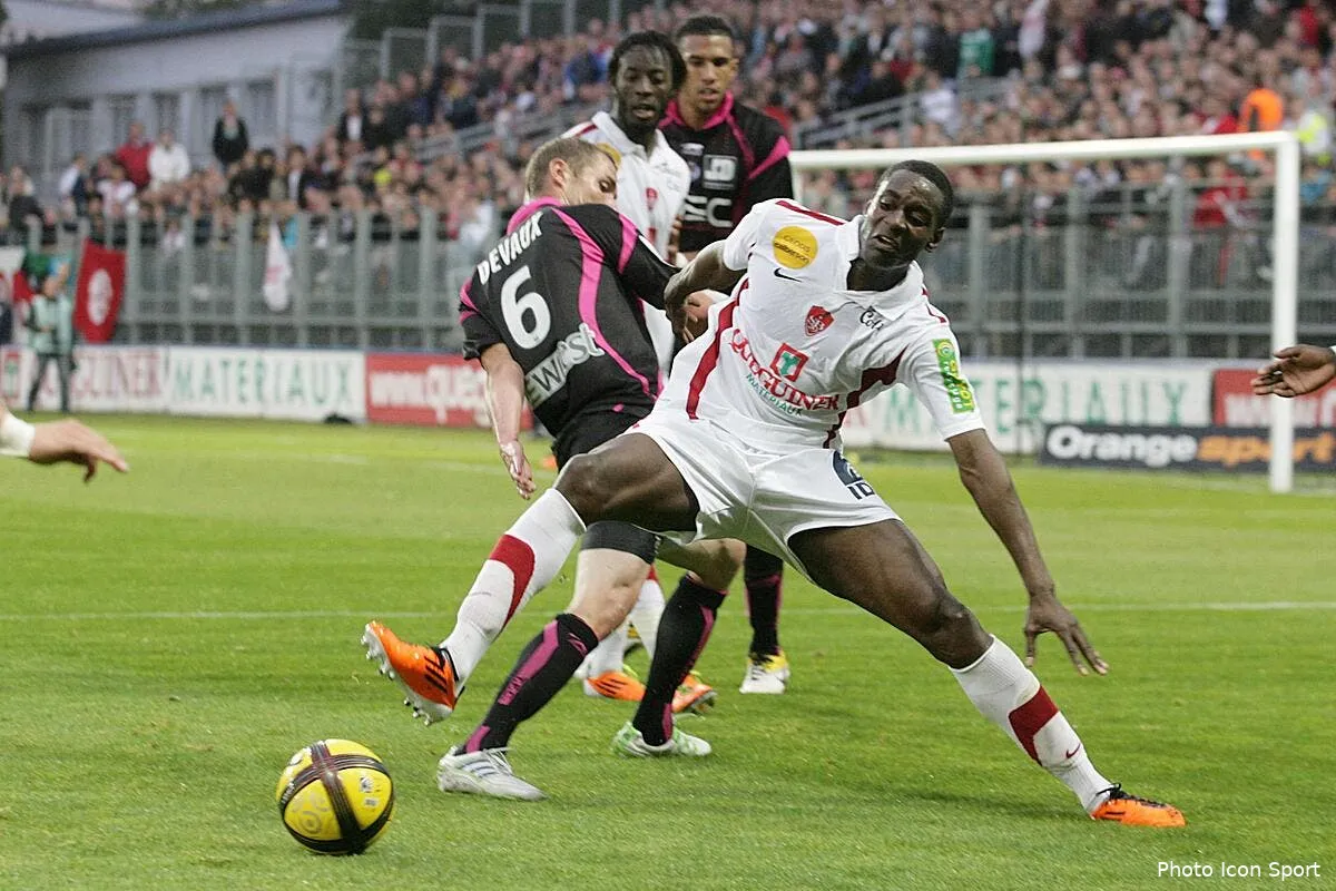 direction nantes pour ngoyi iconsport tra 290511 01 0324114