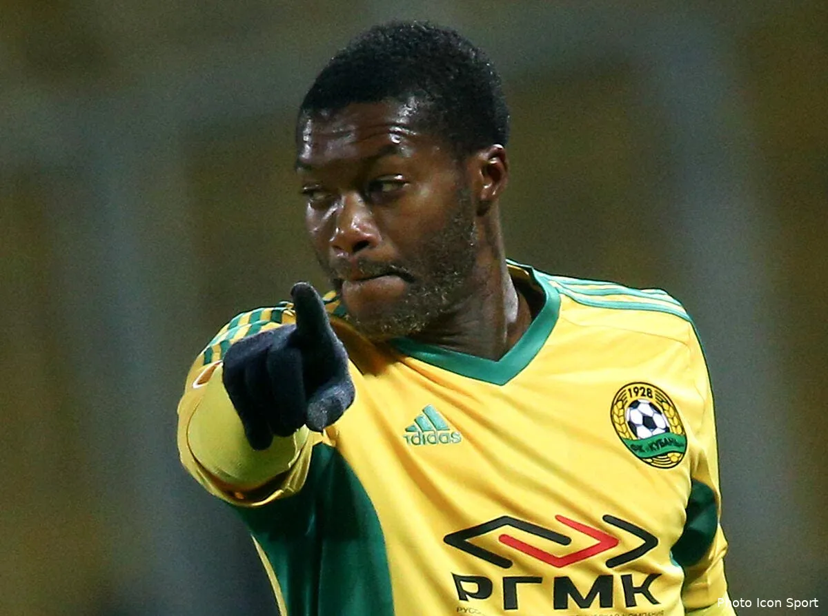 djibril cisse est chaud sur bastia iconsport ria 281113 08 0472121