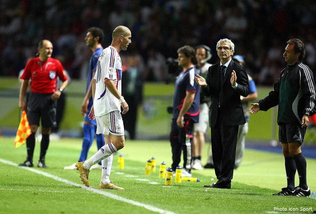 domenech applaudit zidane mais craint le coup de boule iconsport ael 090706 01 05129711