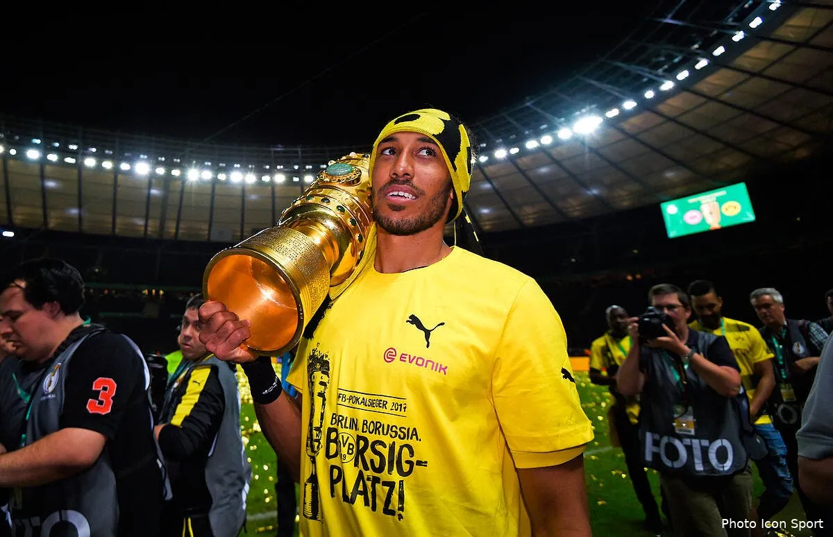 dortmund aubameyang officiellement mis en vente iconsport mis 270517 93 01184019