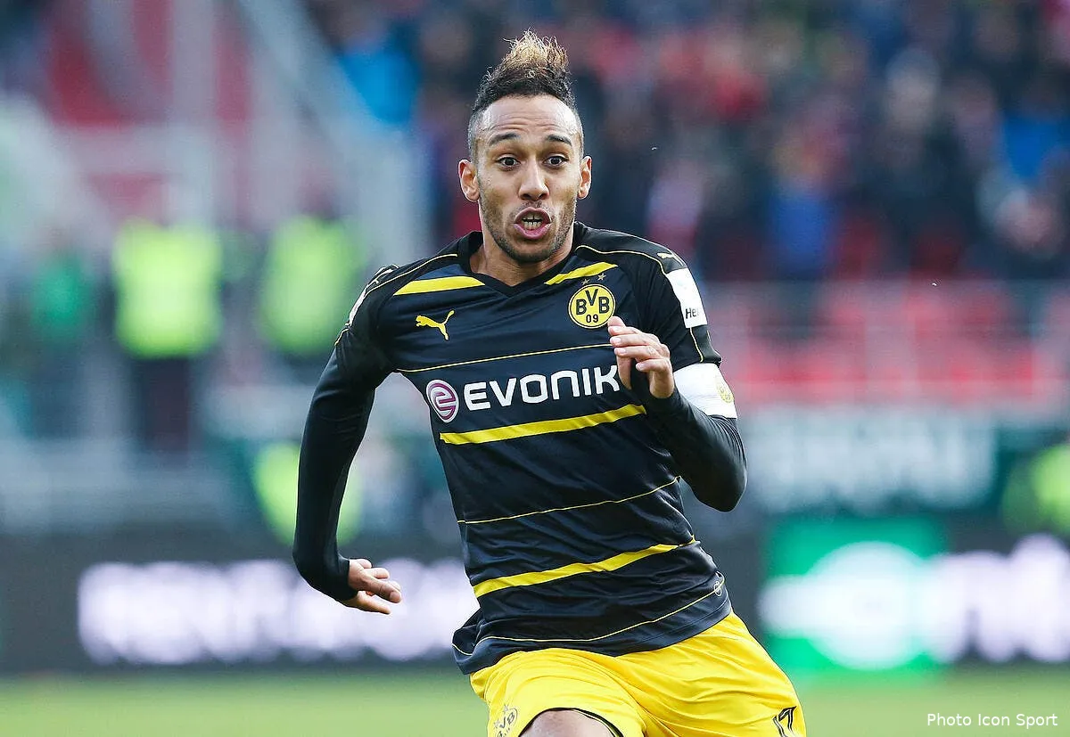 dortmund de l eau dans le gaz pour aubameyang iconsport fir 221016 93 14159882