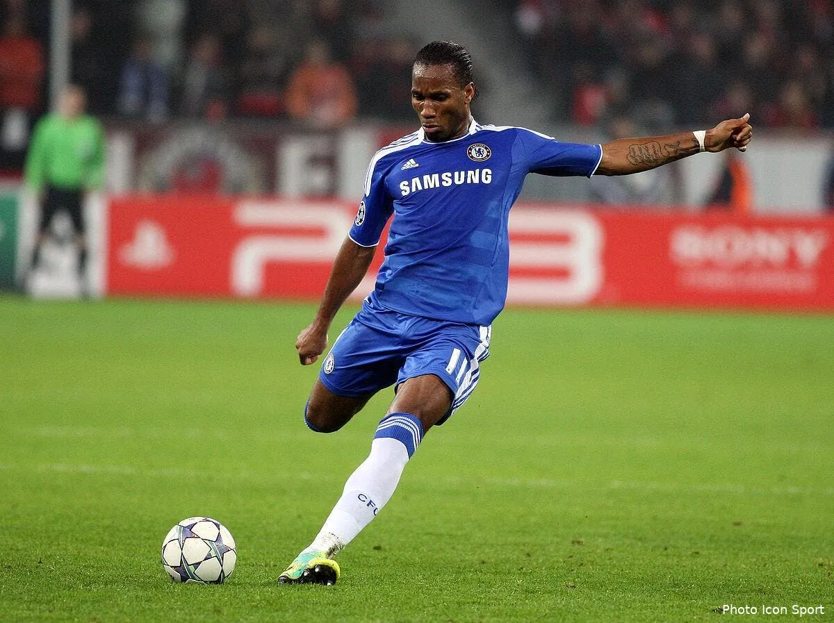 drogba a l om son agent ne dit pas non iconsport fir 231111 05 09 127909
