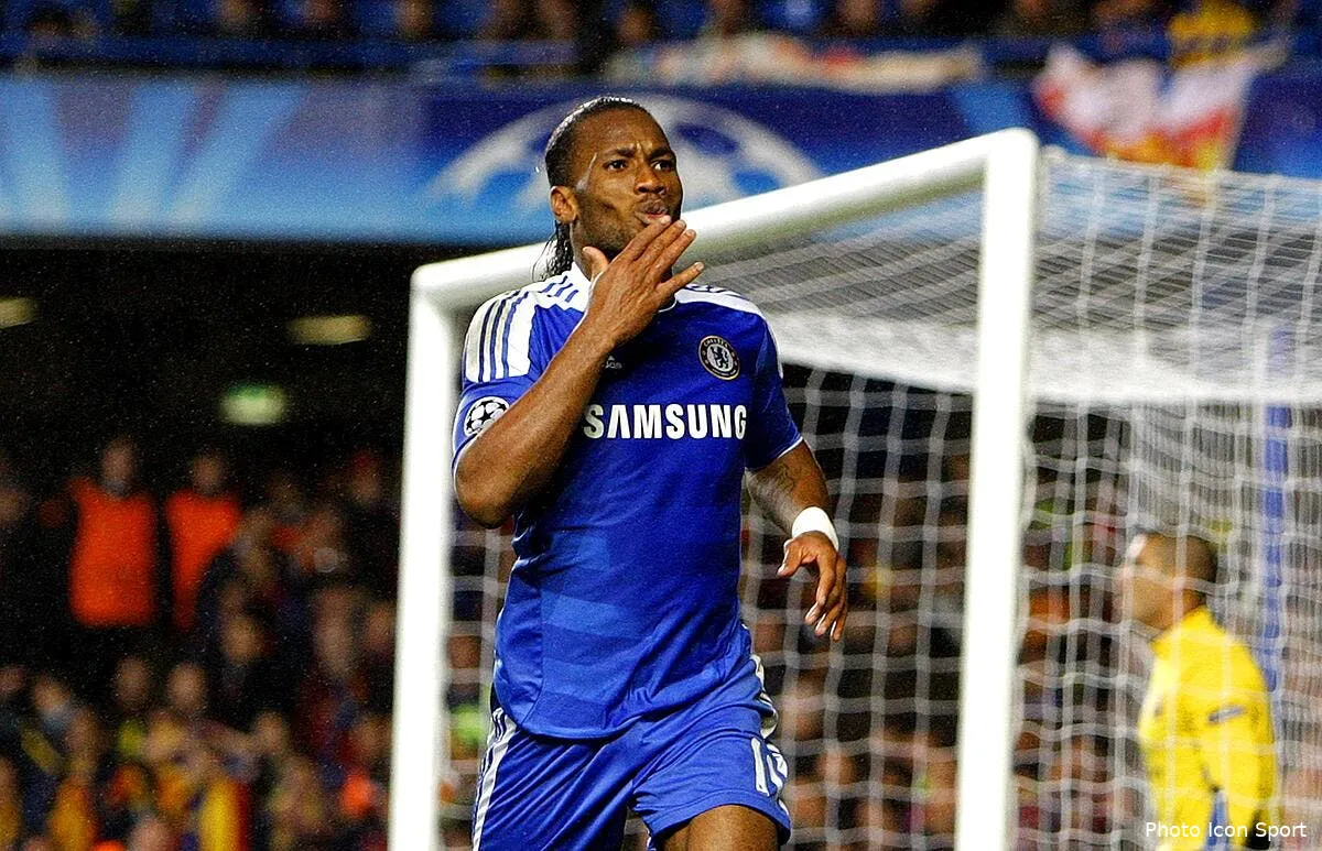 drogba attend mourinho et le real en finale de la ligue des champions iconsport cam 180412 05 5034139