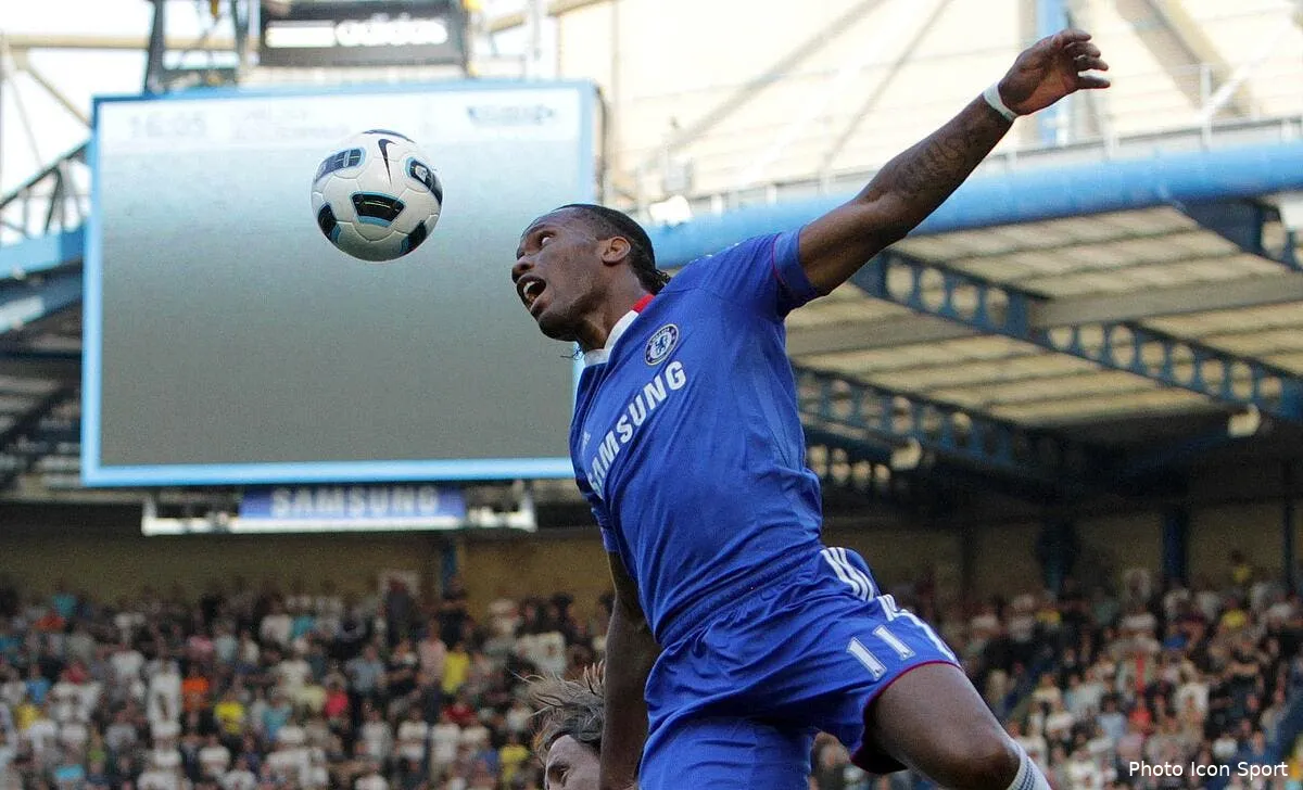 drogba n a pas encore tout sa tete a chelsea iconsport cam 300411 05 0825137