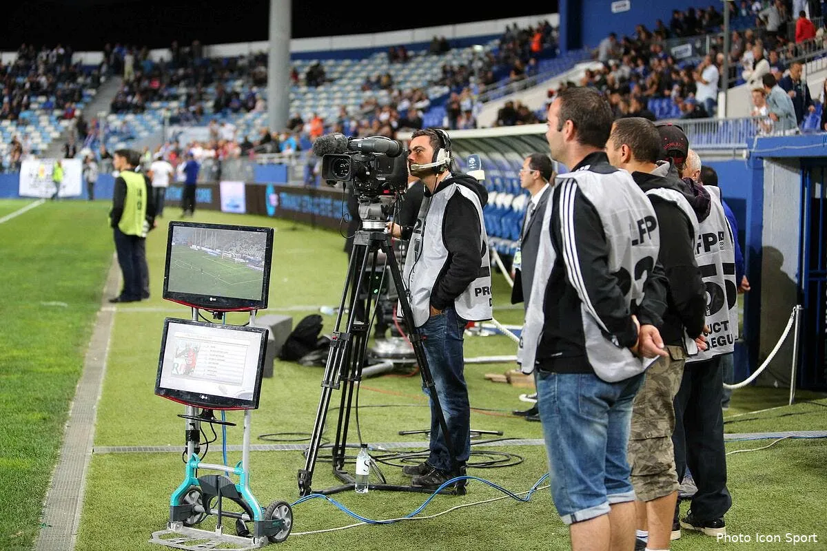 droits tv nantes accuse la lfp l asse sollicite l uefa iconsport mae 041014 05 31104095