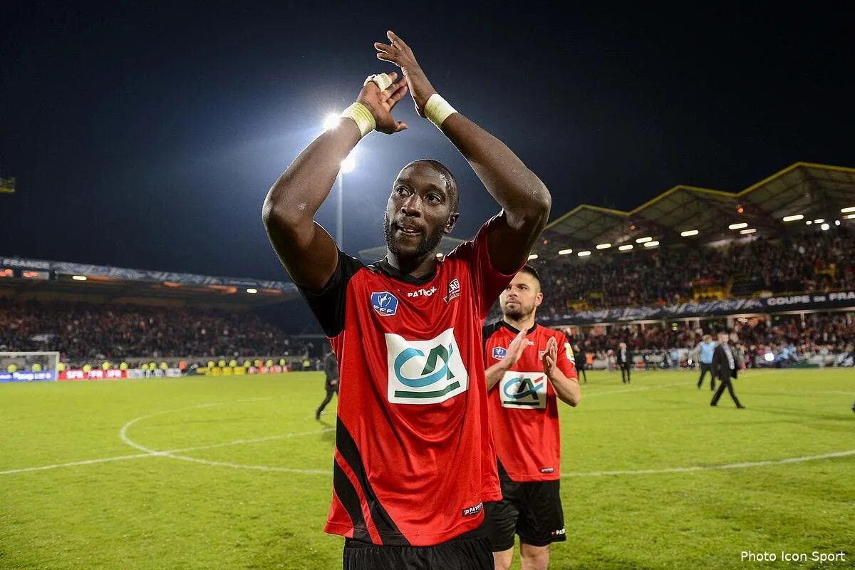 drole de fin de soiree pour le heros de guingamp iconsport por 160414 62 7681085
