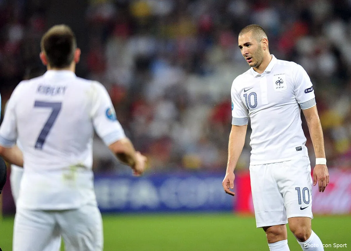 dugarry prefere un joueur moyen qui va au charbon plutot que benzema iconsport noe 230612 29 3752761