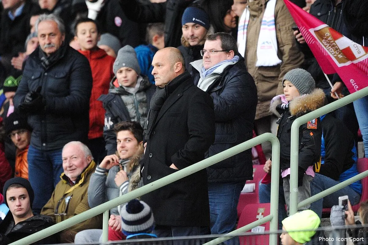 dupraz cache mal sa fureur apres le show de l arbitre iconsport jpt 071214 03 0298691