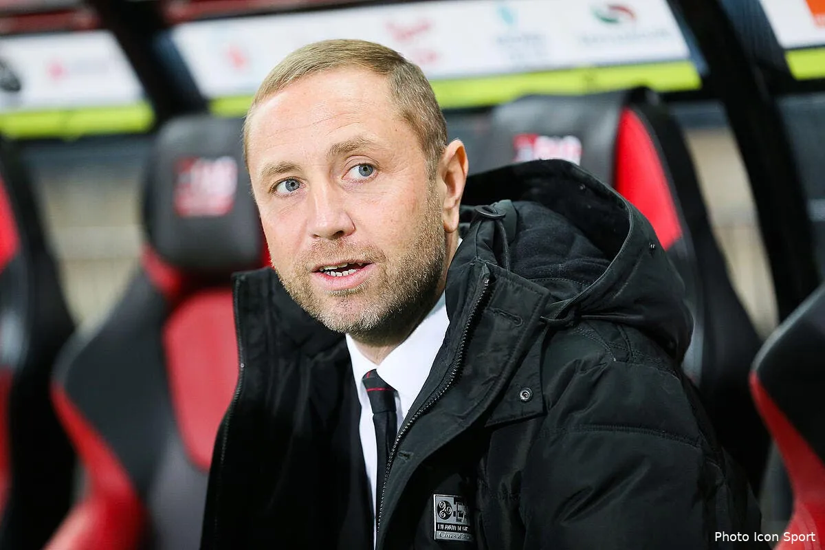 eag guingamp lance son projet socios et nargue l asse desplat 1169574