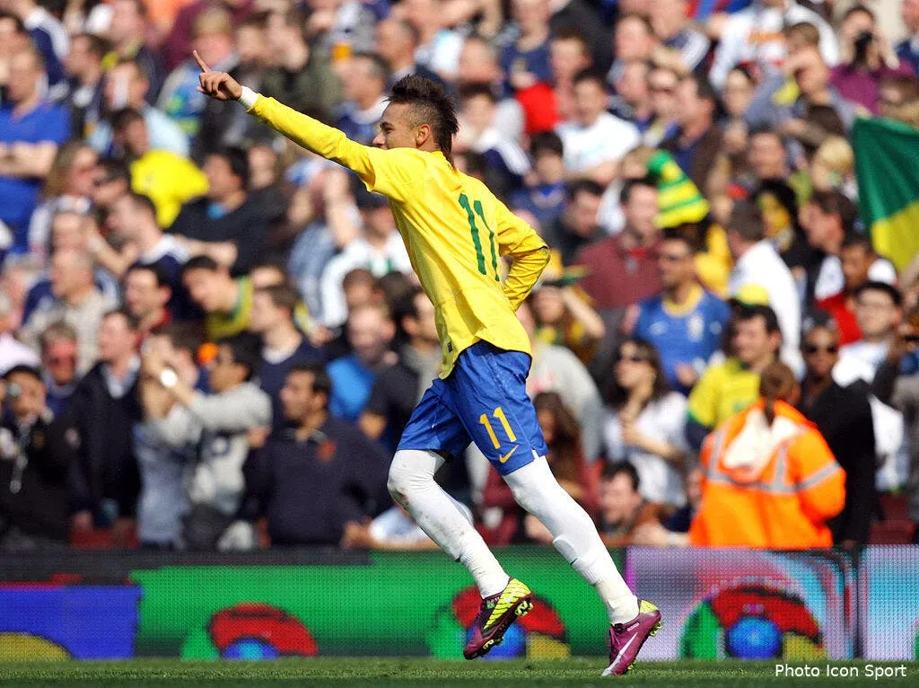 ecosse bresil le lanceur de banane etait un adolescent allemand 69338 17345