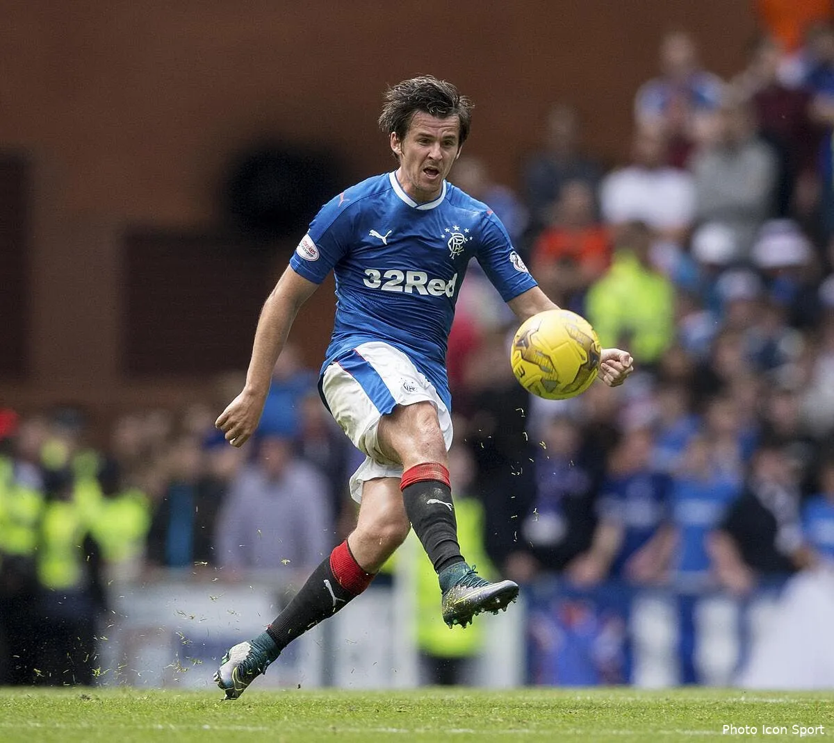 ecosse joey barton convoque pour avoir parie sur 44 matches iconsport bpi 060816 20 07157176