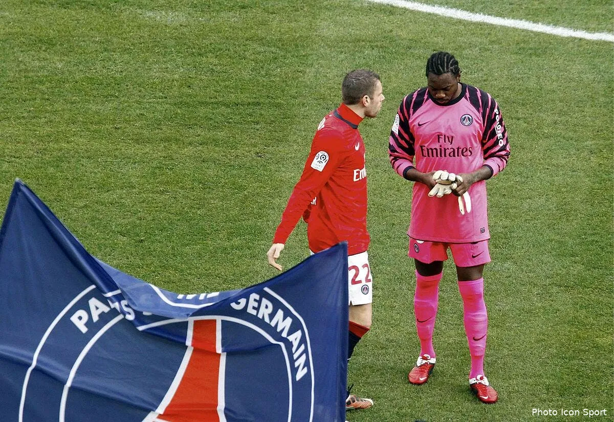 edel se fait secouer par un de ses aines iconsport lai 270211 05 0118551