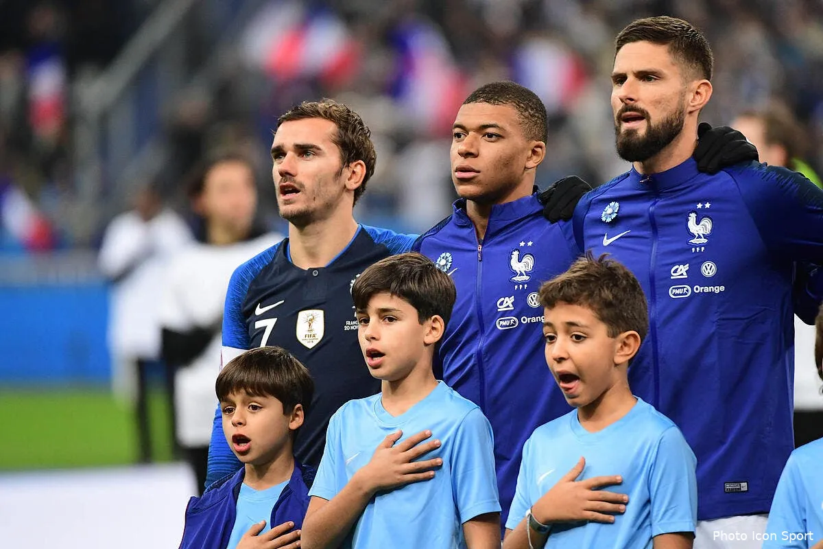 edf ce joueur est le cerveau des bleus il recoit un hommage colossal icon win 201118 01 70784237365