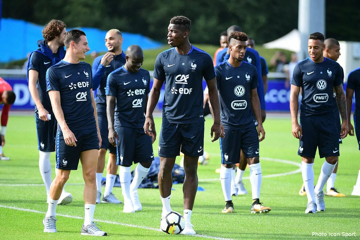 edf chez les bleus aussi pogba fait ce qu il veut assure deschamps pogba 36191511