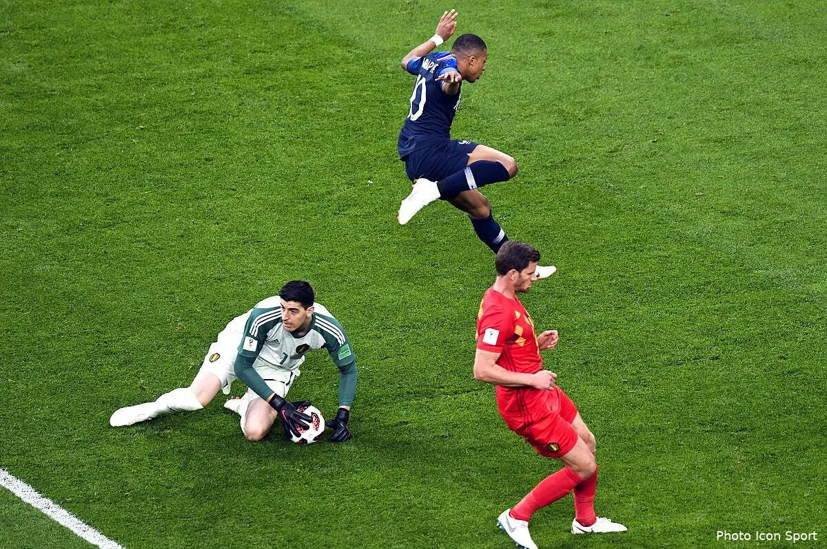 edf courtois degoute par le jeu ultra defensif de la france iconsport icon blg 100718 10 06 1224375