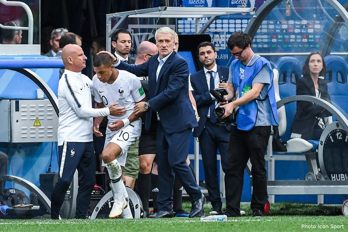 edf deschamps n a pas accepte le manque de respect de mbappe deschamps 25225283