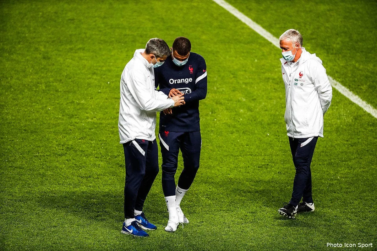 edf deschamps ne lache rien meme blesse mbappe ne rentre pas au psg aa 299277
