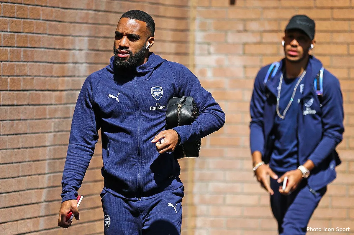 edf deschamps s explique cash sur l absence de lacazette icon 42818594253883