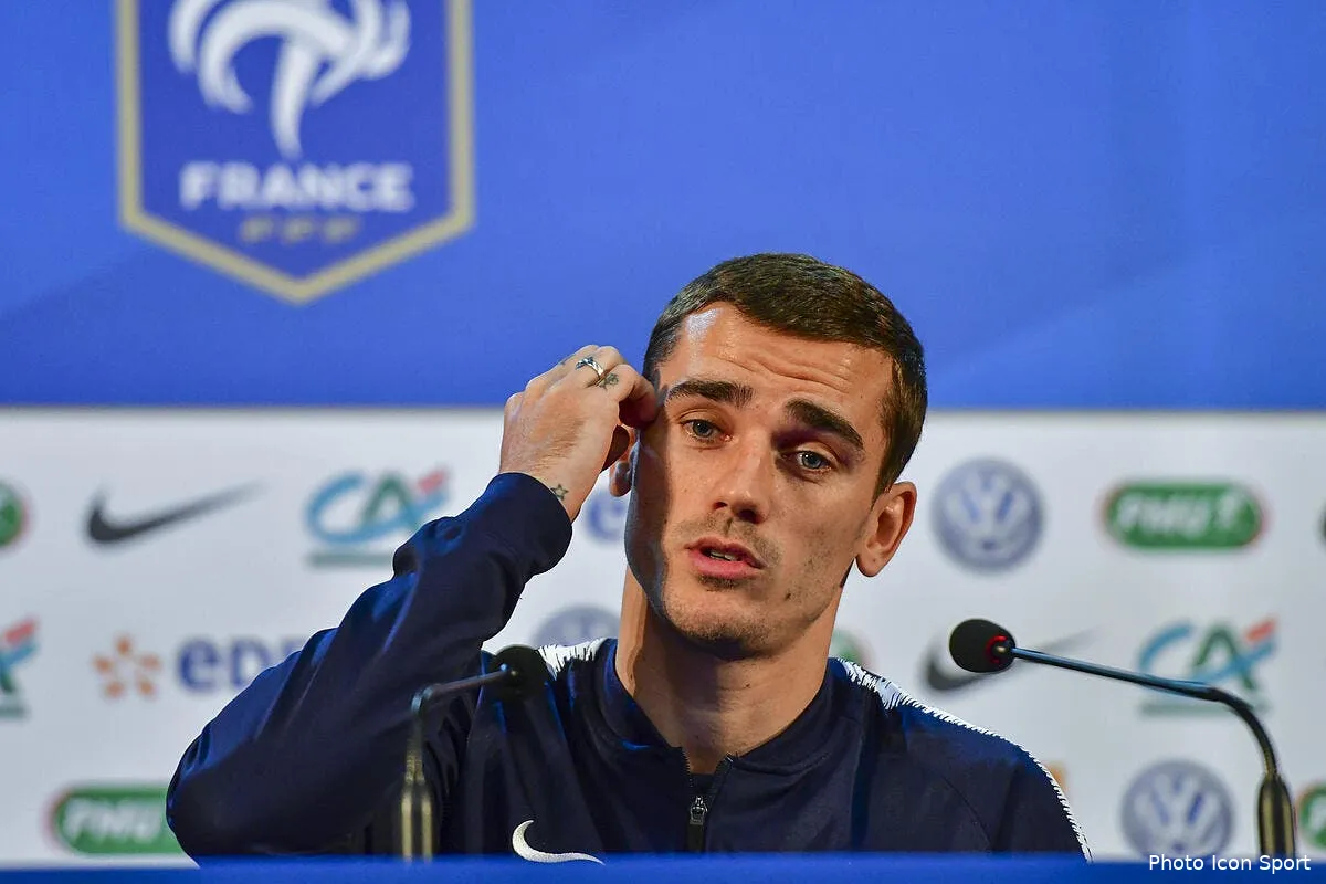 edf griezmann ne prend pas de gants et allume courtois iconsport icon dib 130718 01 13224625