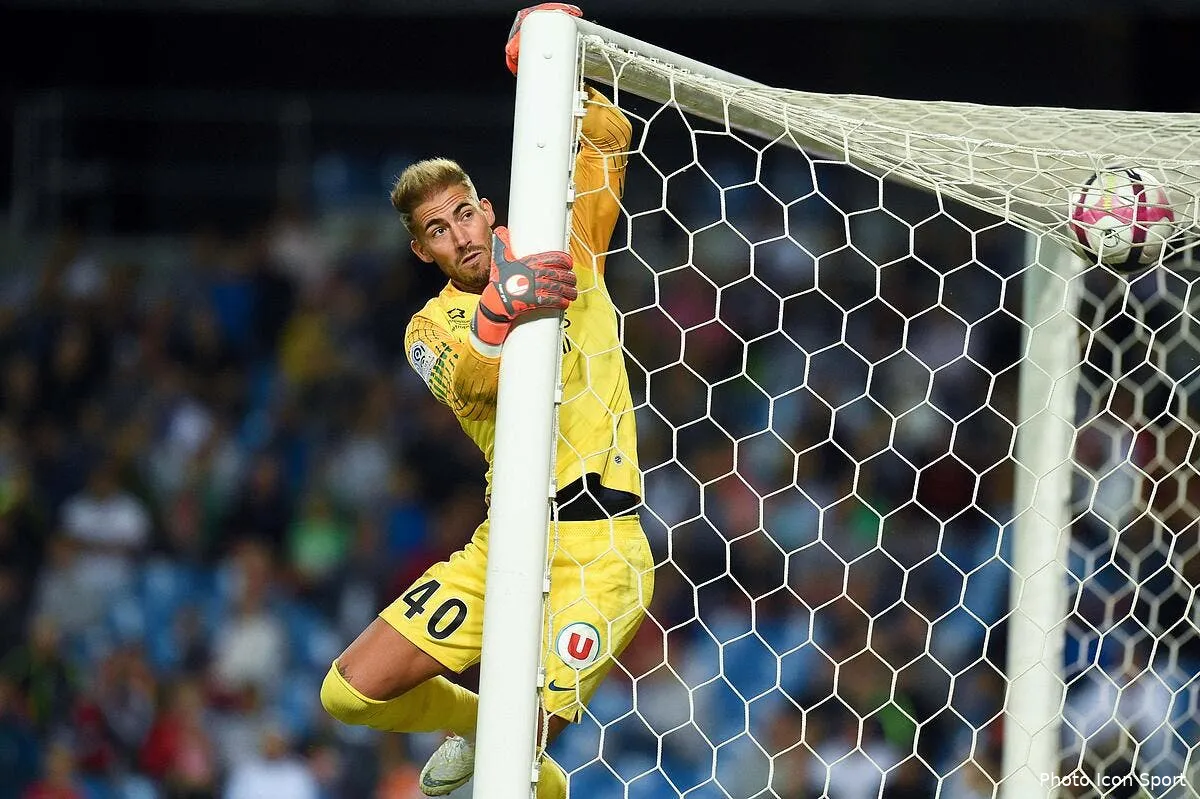 edf lloris forfait lecomte le remplace en equipe de france iconsport icon dim 250818 30 29229657