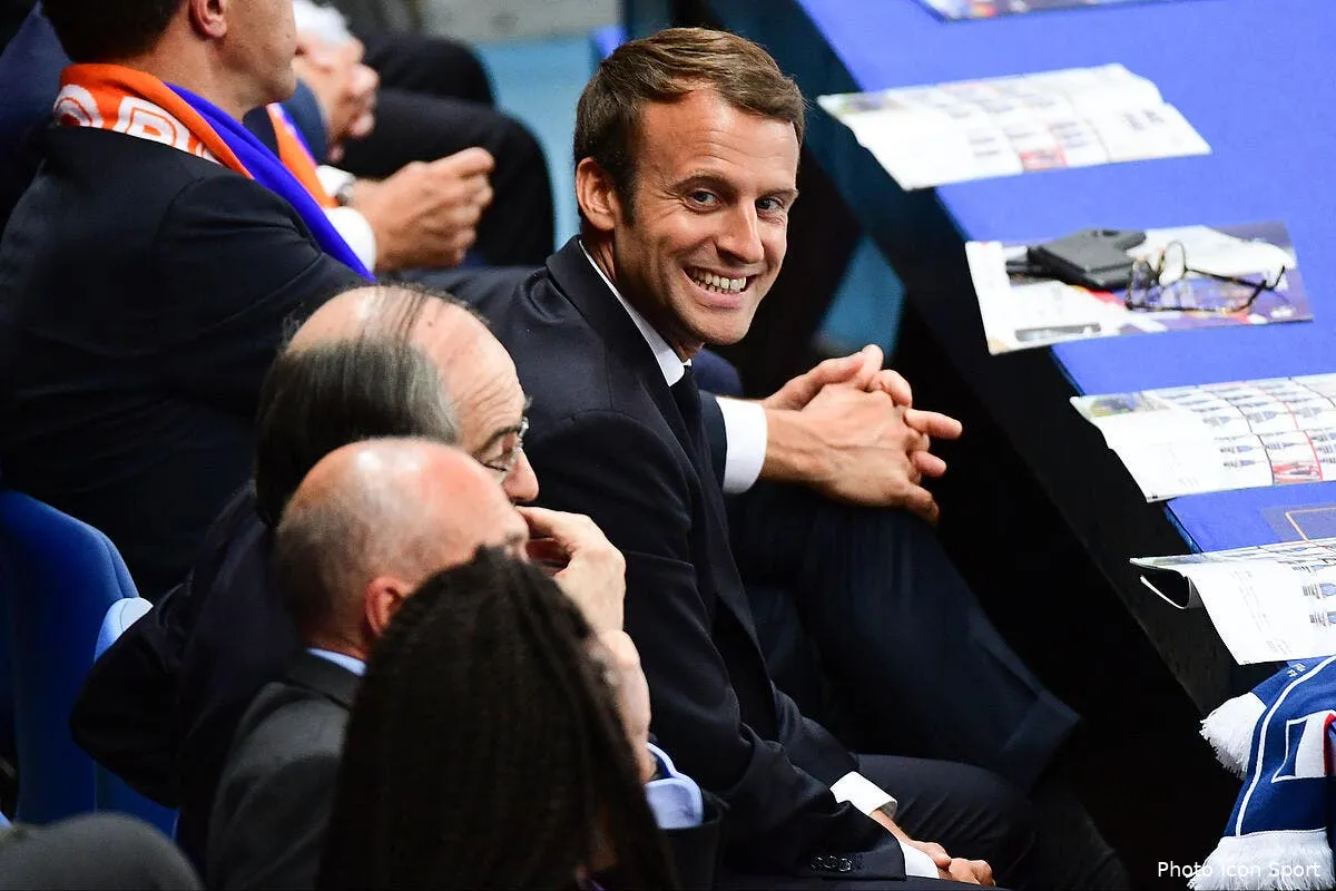 edf macron ira voir les bleus uniquement en demi finales iconsport icon win 310817 01 16113220005