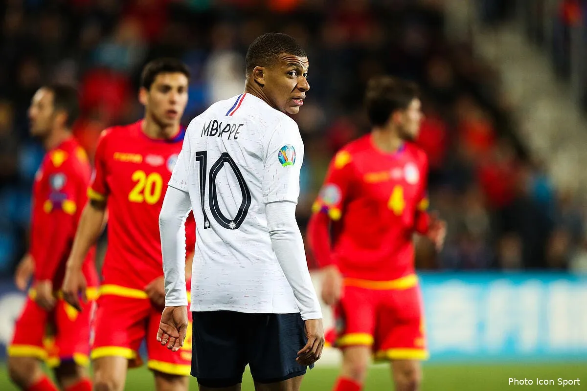 edf mbappe a rechute deschamps refuse de lacher l affaire mbappe 72266227