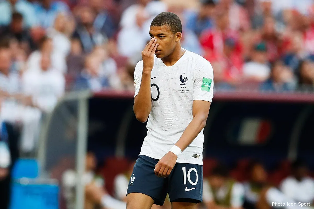 edf mbappe prend le plus gros tacle de sa carriere et ca fait mal mbappe 46223227