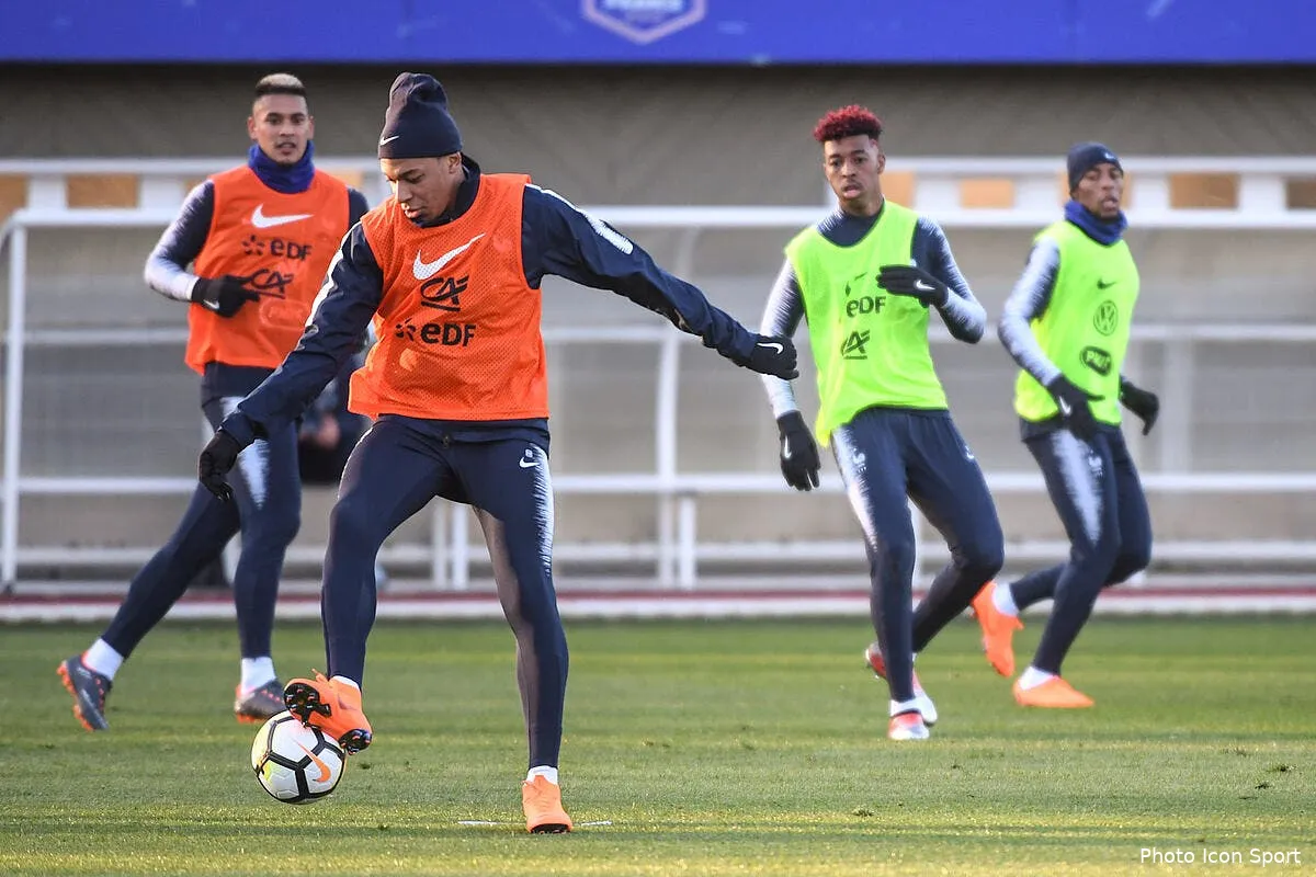 edf menes previent deschamps sur l erreur d emery a ne pas faire iconsport icon dib 200318 12 12213623