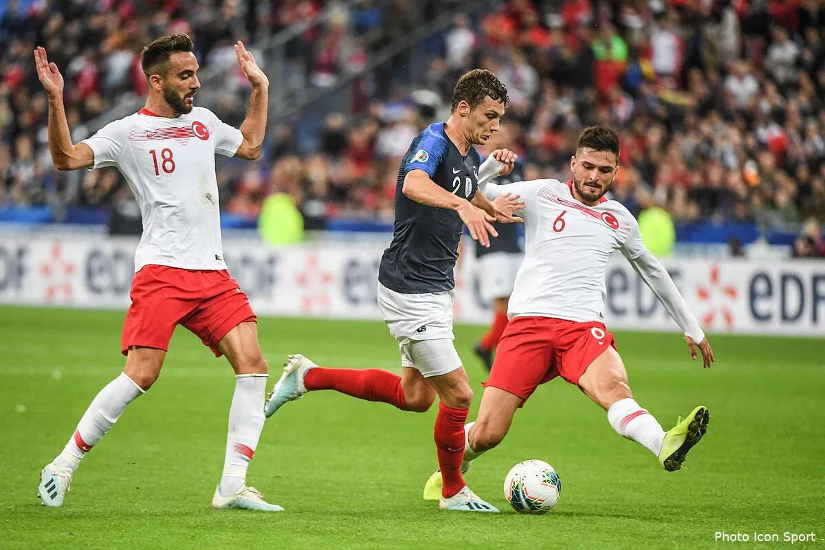 edf pavard et ben yedder les boulets des bleus pour pierre menes icon dib 141019 10 40267253