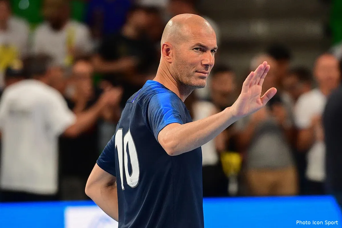 edf zidane a la grande classe avec deschamps icon win 290619 01 94567257989