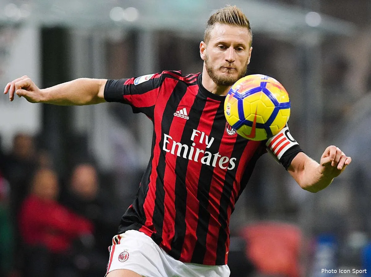 el aek ac milan 0 0 iconsport icon liv 281017 89 08198513