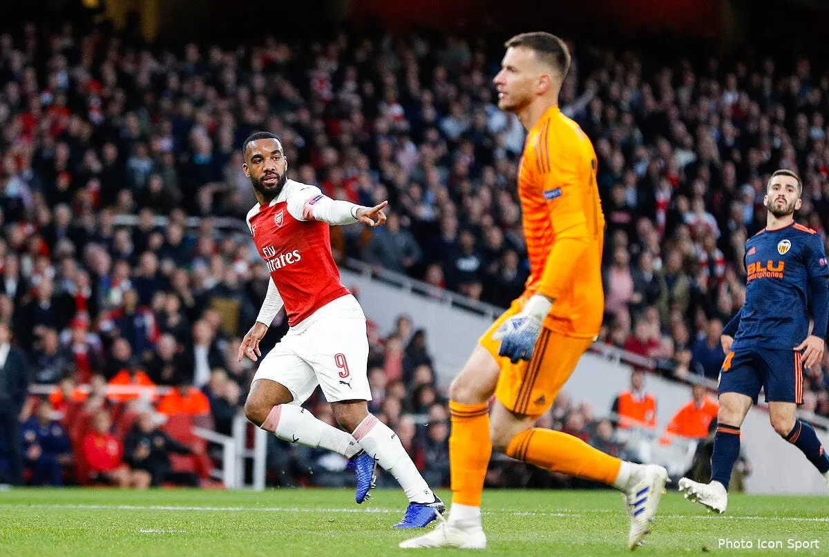 el arsenal a un pied en finale chelsea assure a francfort icon spi 020519 11 02252175