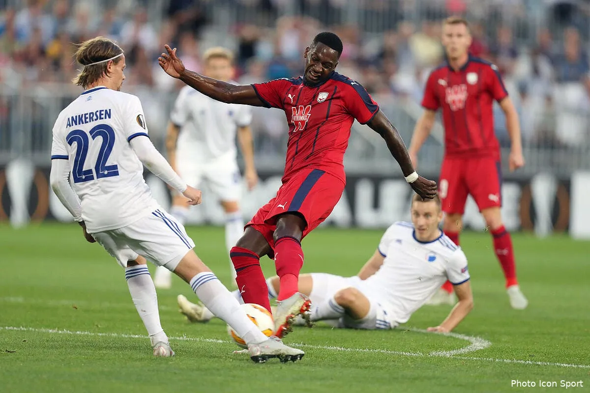 el grosse desillusion pour bordeaux contre copenhague iconsport icon blo 041018 01 03232381