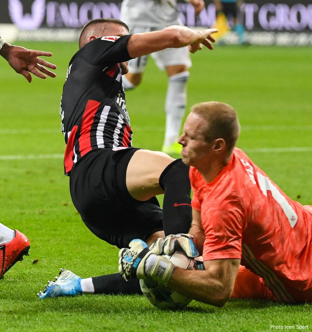 el la boucherie strasbourg se fait pietiner a francfort icon 190829 99 664490 dpai262935