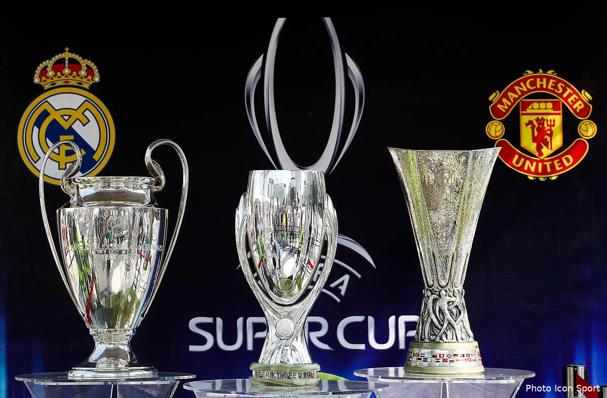 el le trophee de l europa league vole et retrouve au mexique iconsport icon 32320148216413
