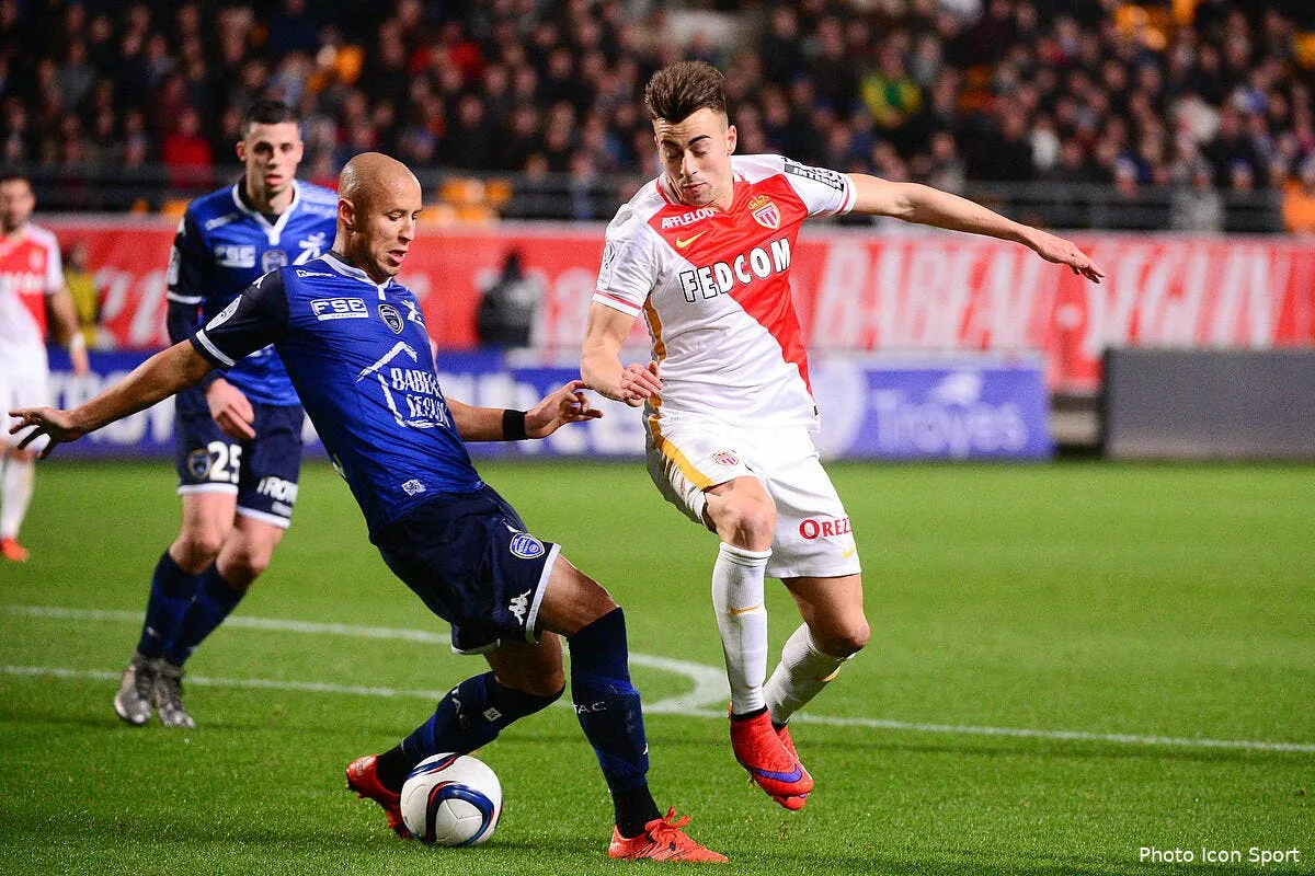 el shaarawy tout proche de la roma iconsport win 191215 31 78131299